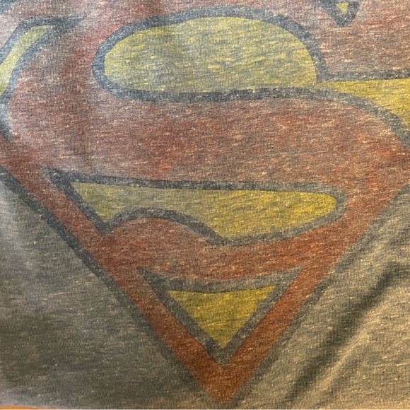 Superman blue t-shirt size medium. - Picture 3 of 4